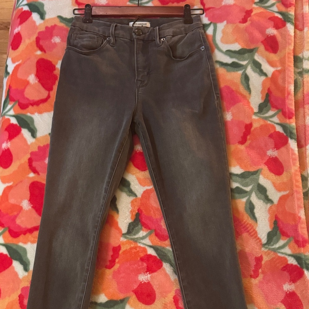 Women's Good American Good Legs Cropped Gray Jeans